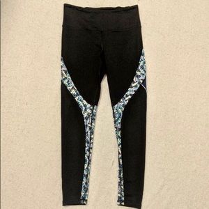 3/$25 Victoria secret sport leggings